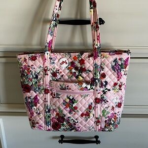 Vera Bradley tote bag